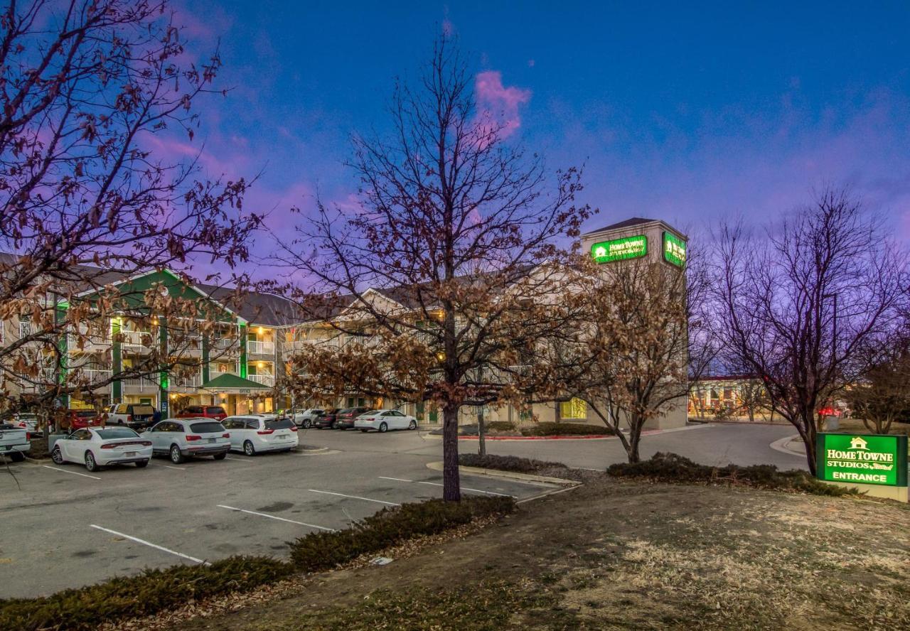 Hometowne By Red Roof Denver - Airport/aurora Motel Aurora