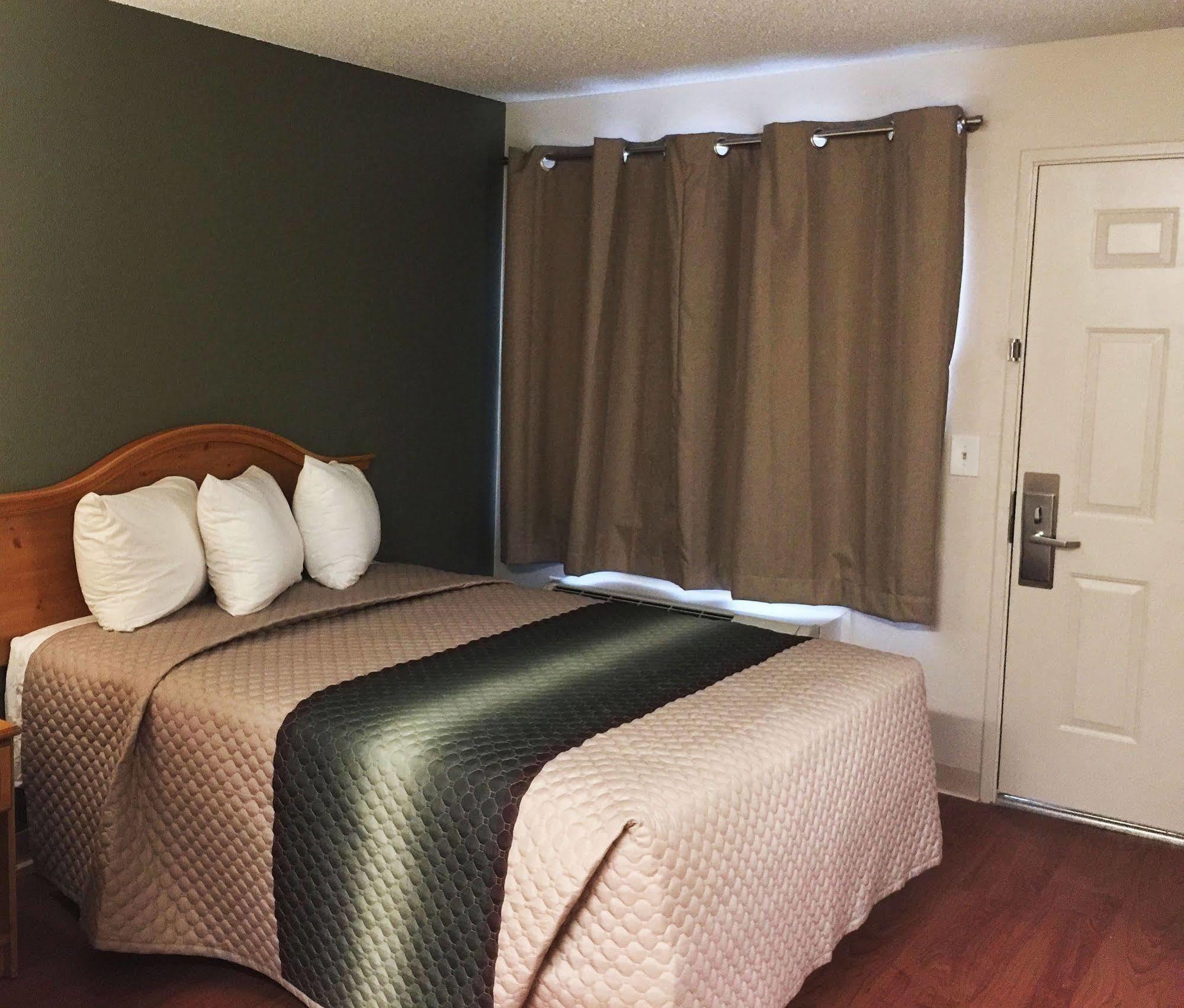 Motel Hometowne By Red Roof Denver - Airport/aurora Aurora